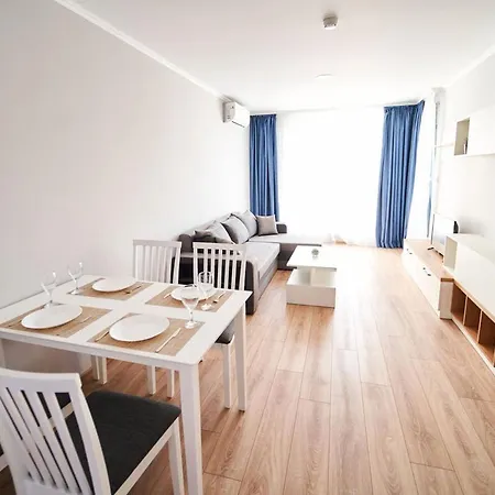 Apartment инфинити *